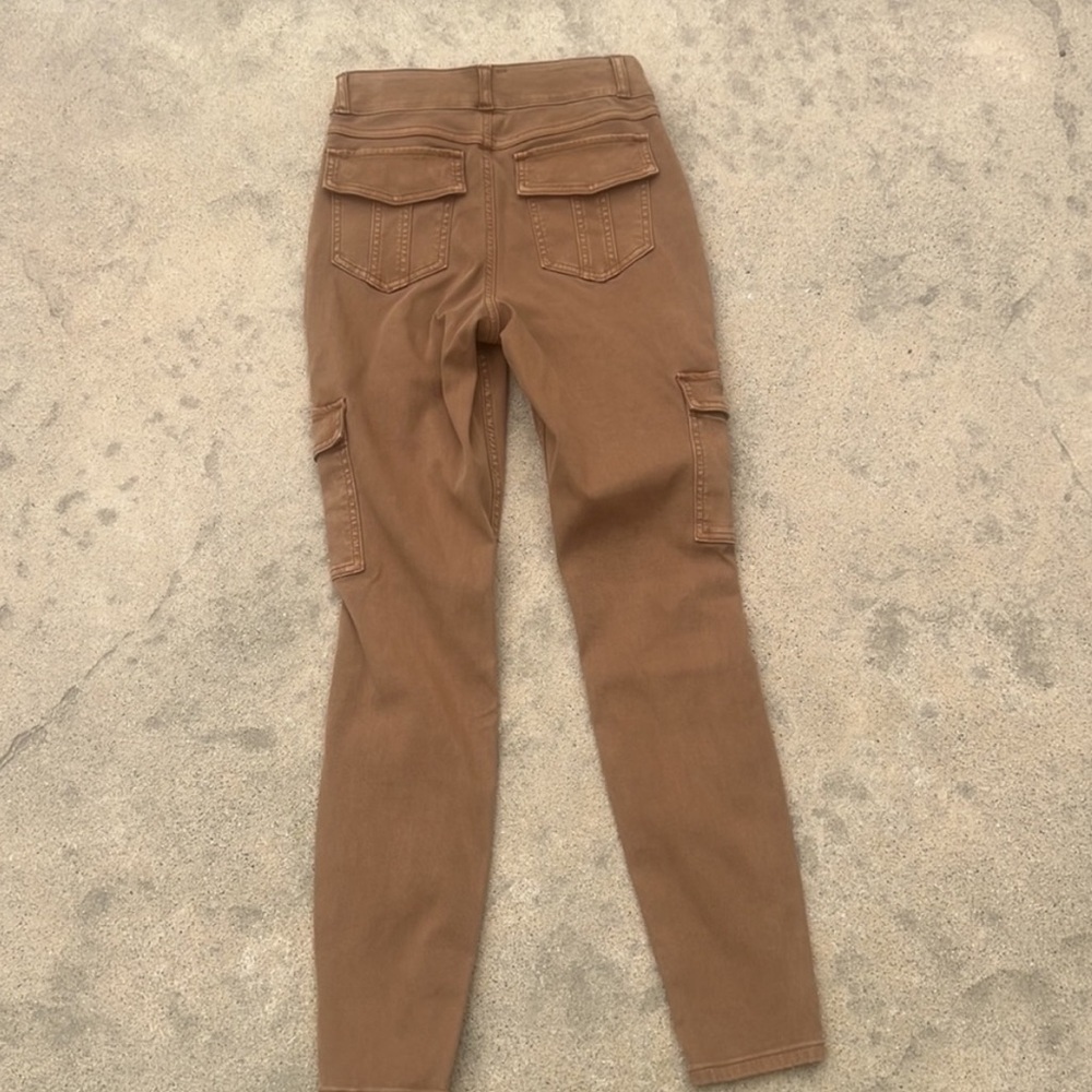SPANX Women's Stretch Twill Ankle Cargo Pants Honey Glow Size S NWT - Picture 6 of 10